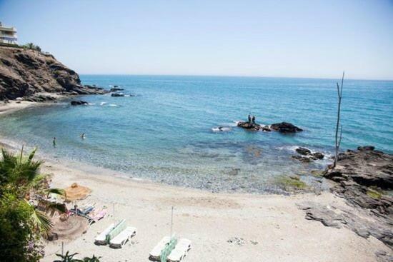 Bluebenalmadena 200Meters From The Beach With Jacuzzi And Rooftop Terrace (Adults Only) المظهر الخارجي الصورة